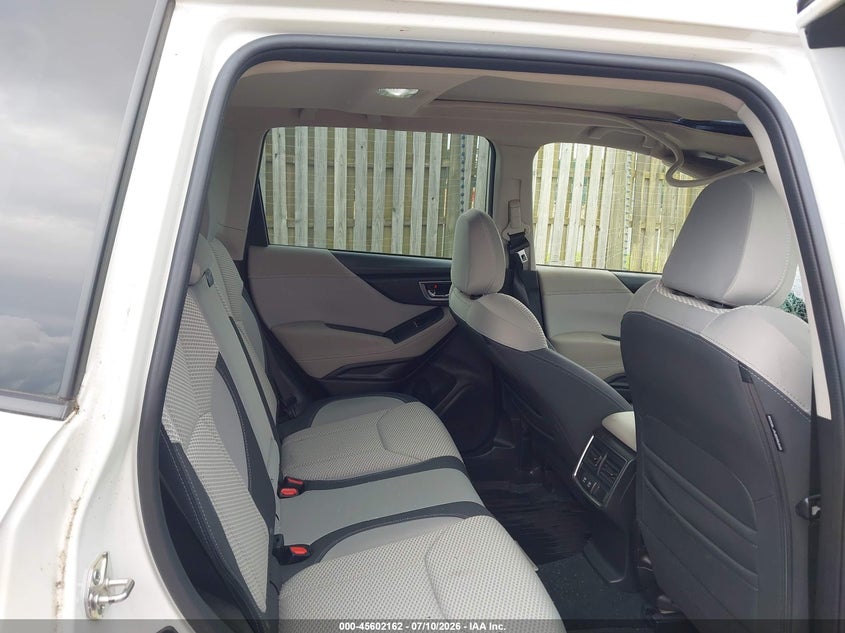 2020 Subaru Forester VIN JF2SKAJC4LH521800 IAAI salvage auction — STORM DAMAGE, Salvage Title, sold $2,600 on 2026-07-30 (photo 8)