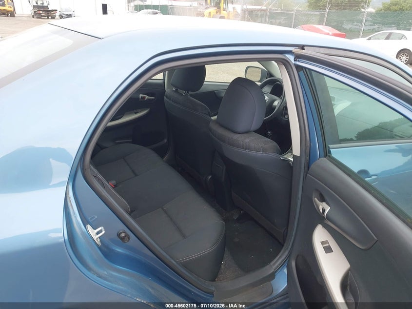 2013 Toyota Corolla VIN 5YFBU4EE0DP113967 IAAI salvage auction — NORMAL WEAR, Clear (Pennsylvania), sold $2,200 on 2026-07-24 (photo 8)