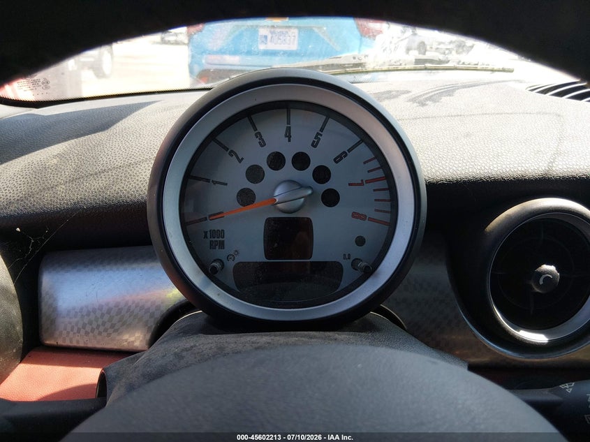 2007 Mini Cooper VIN WMWMF73527TT85907 IAAI salvage auction — FRESH WATER, Salvage (Kansas), sold $350 on 2026-08-14 (photo 7)