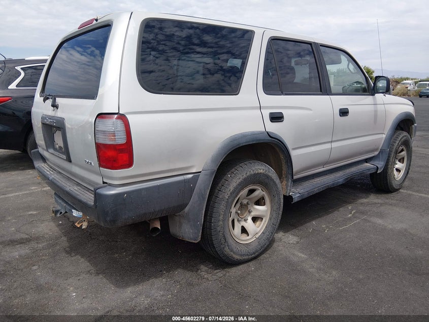 1996 Toyota 4runner VIN JT3HM84R7T0013013 IAAI salvage auction — NORMAL WEAR, Clear, sold $3,050 on 2026-07-17 (photo 4)