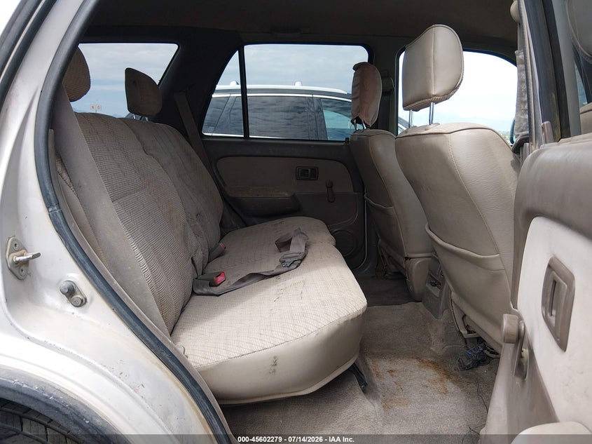 1996 Toyota 4runner VIN JT3HM84R7T0013013 IAAI salvage auction — NORMAL WEAR, Clear, sold $3,050 on 2026-07-17 (photo 8)