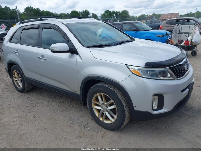2014 Kia Sorento VIN 5XYKTCA6XEG516758 IAAI salvage auction — NORMAL WEAR, Salvage Title, sold $800 on 2026-07-23 (photo 1)