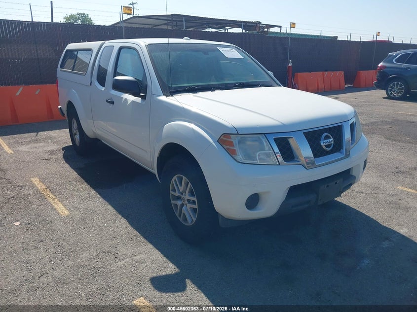 2016 Nissan Navara (frontier) VIN 1N6AD0CU0GN721937 IAAI salvage auction — LEFT SIDE, Salvage (California), sold $2,500 on 2026-07-29 (photo 1)