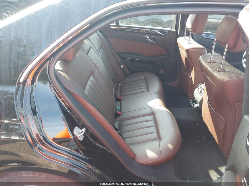 2011 Mercedes-benz E-class VIN WDDHF9AB5BA297209 IAAI salvage auction — NORMAL WEAR, Clear (Virginia), sold $1,050 on 2026-07-29 (photo 8)