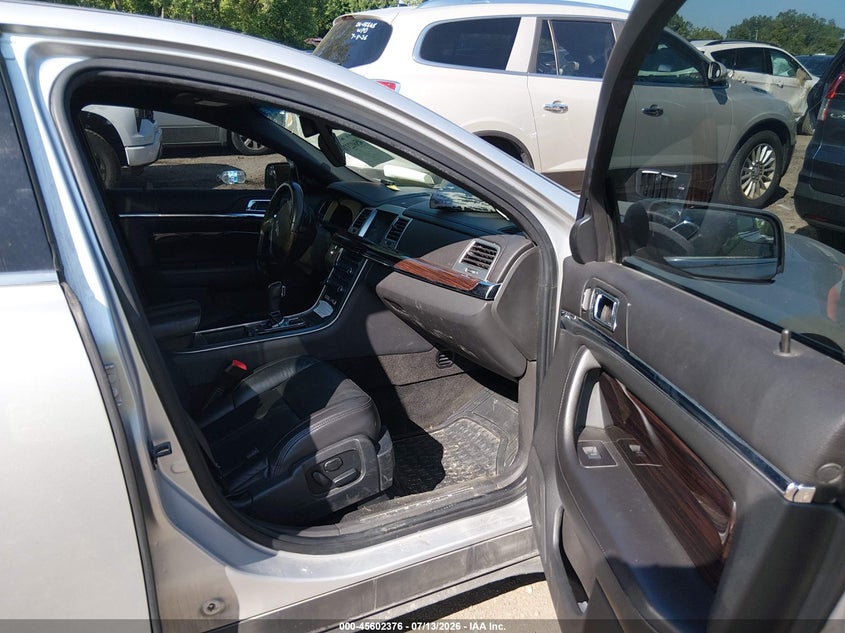 2011 Lincoln Mks VIN 1LNHL9DR8BG614730 IAAI salvage auction — LEFT SIDE, Salvage (Ohio), sold $500 on 2026-09-02 (photo 5)