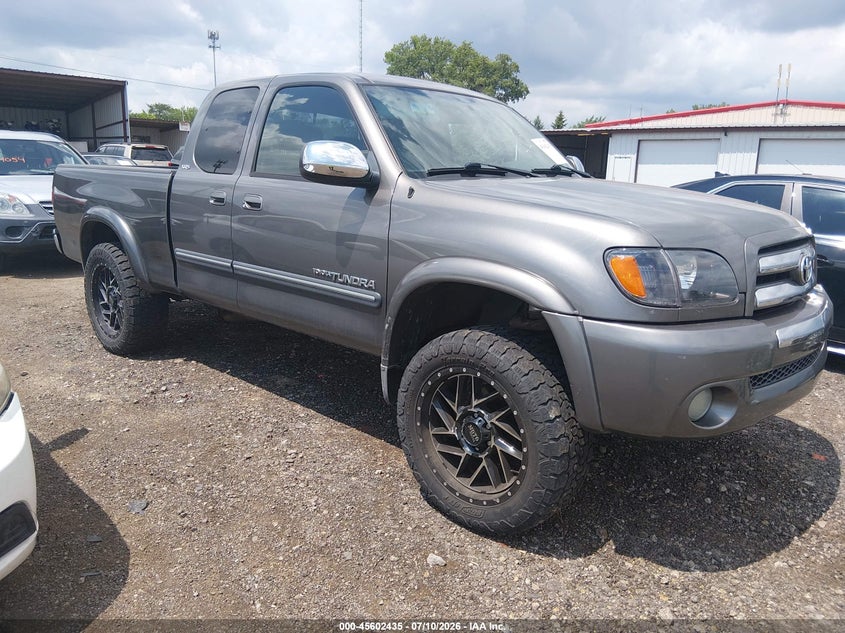2004 Toyota Tundra VIN 5TBBT44194S454642 IAAI salvage auction — LEFT FRONT, Salvage (Ohio), sold $1,350 on 2026-07-29 (photo 1)