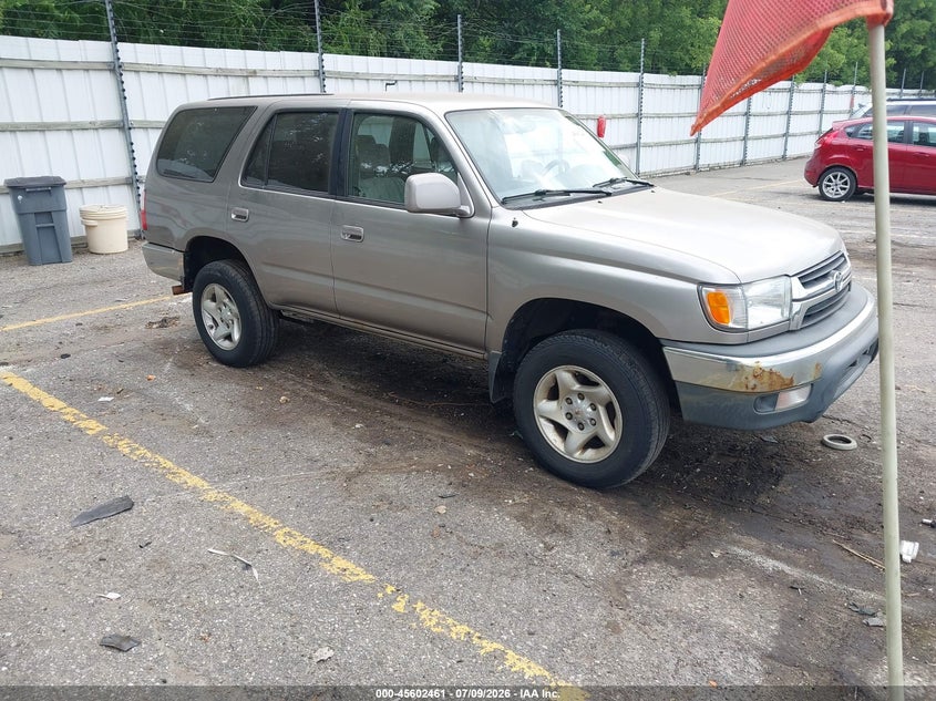 2002 Toyota 4runner VIN JT3GN86R320252112 IAAI salvage auction — NORMAL WEAR, Clear (California), sold $775 on 2026-07-27 (photo 1)