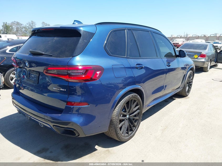 2021 BMW X5 VIN 5UXCR4C04M9G33559 IAAI salvage auction — LEFT SIDE, Salvage Title, sold $28,750 on 2026-07-29 (photo 4)