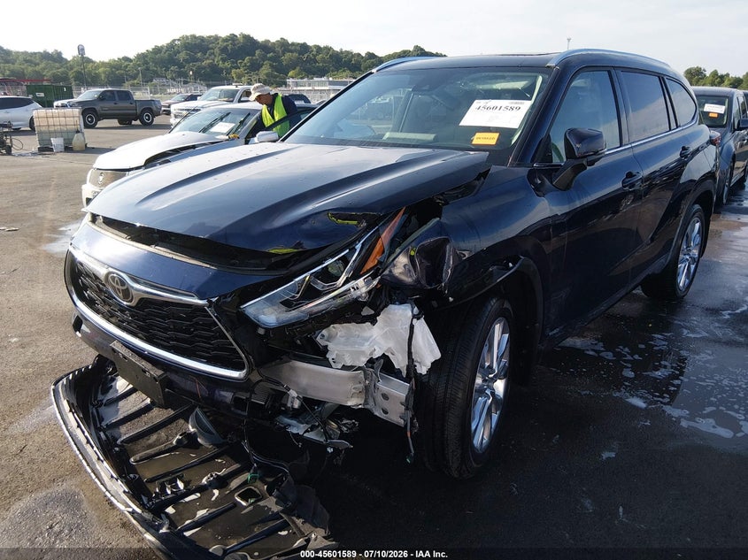 2026 Toyota Highlander VIN 5TDXBRCH4TS706520 IAAI salvage auction — LEFT FRONT, Salvage (Missouri), sold $20,850 on 2026-08-18 (photo 6)