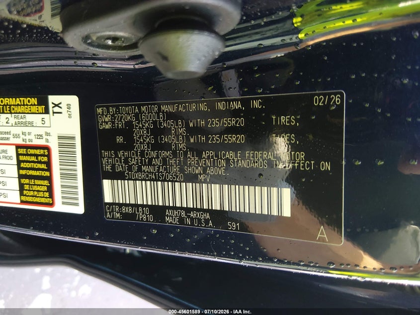 2026 Toyota Highlander VIN 5TDXBRCH4TS706520 IAAI salvage auction — LEFT FRONT, Salvage (Missouri), sold $20,850 on 2026-08-18 (photo 9)