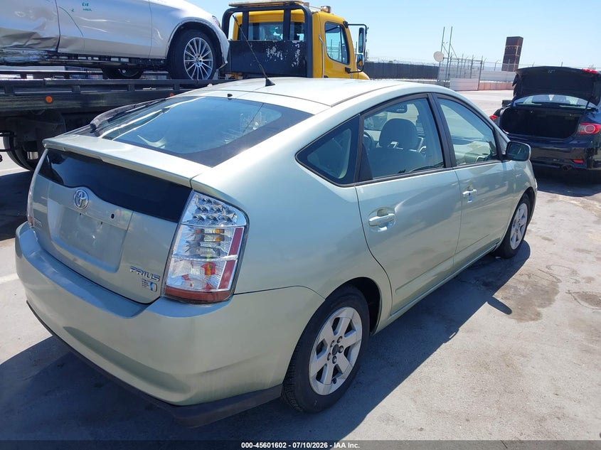 2007 Toyota Prius VIN JTDKB20U577681470 IAAI salvage auction — NORMAL WEAR, Clear - Dealer Only (California), sold $2,550 on 2026-07-22 (photo 4)