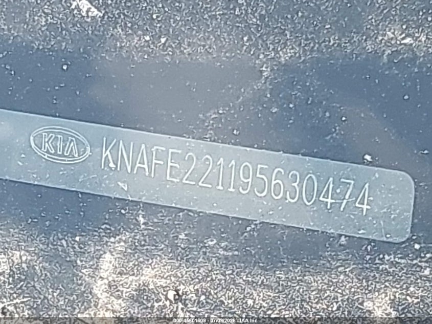 2009 Kia Spectra VIN KNAFE221195630474 IAAI salvage auction — NORMAL WEAR, Clear (Indiana), sold $300 on 2026-07-31 (photo 9)