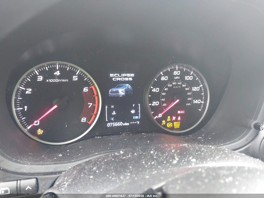 2022 Mitsubishi Eclipse cross VIN JA4ATVAA4NZ013542 IAAI salvage auction — FRONT END, Salvage Title, sold $350 on 2026-10-12 (photo 7)