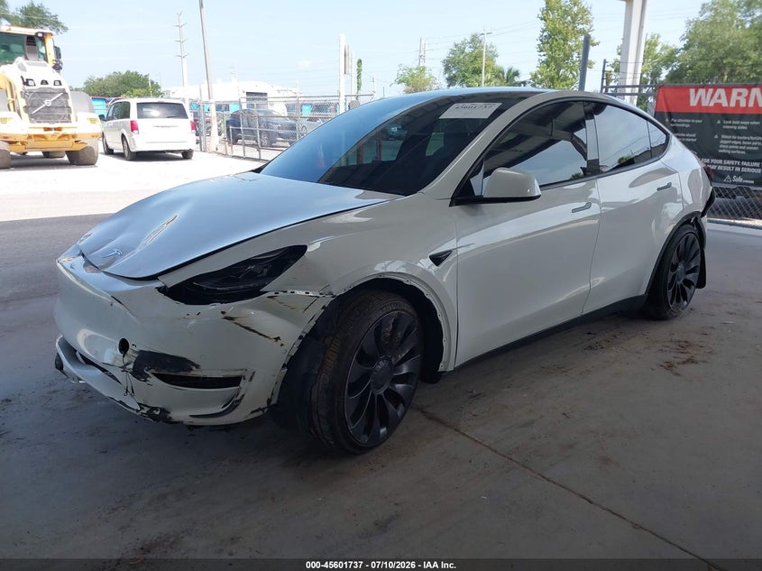 2022 Tesla Model y VIN 7SAYGDEF9NF380762 IAAI salvage auction — FRONT END, Salvage Title, sold $11,800 on 2026-09-11 (photo 2)