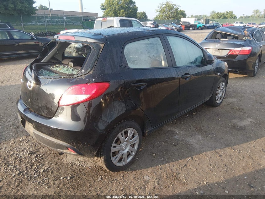 2012 Mazda 2 VIN JM1DE1KZ1C0150188 IAAI salvage auction — ROOF, Salvage (Pennsylvania), sold $475 on 2026-07-24 (photo 4)