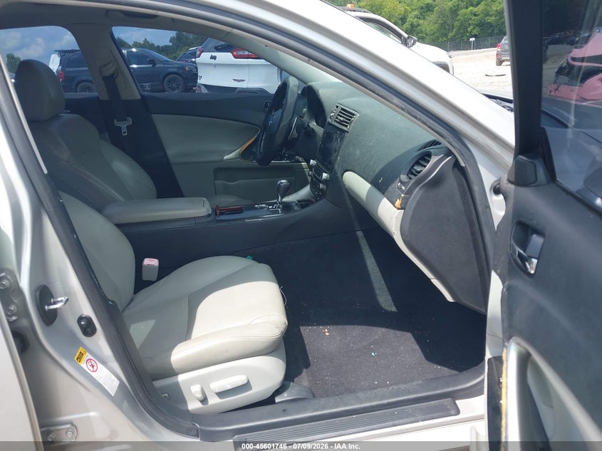 2006 Lexus Is 250 VIN JTHCK262665002793 IAAI salvage auction — NORMAL WEAR, Clear (Tennessee), sold $550 on 2026-07-16 (photo 5)