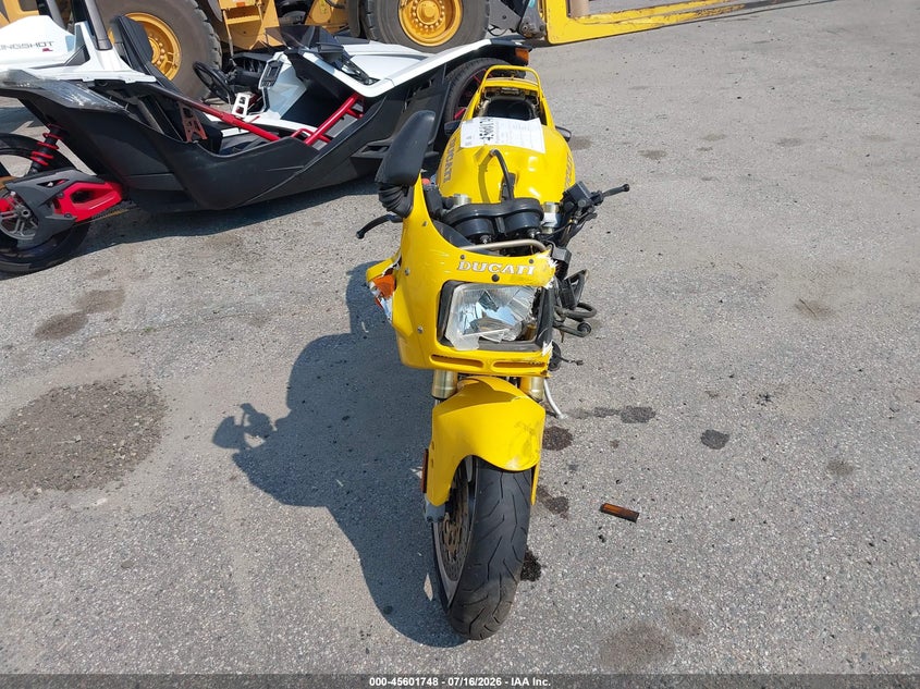 1998 Ducati 900 VIN ZDM1LC4M3WB026975 IAAI salvage auction — FRONT END, Salvage (Rhode Island), sold $25 on 2026-09-08 (photo 5)
