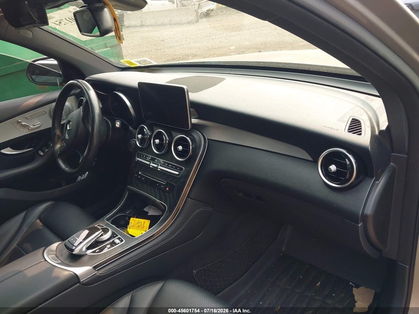 2019 Mercedes-benz Glc VIN WDC0G4KB3KF659993 IAAI salvage auction — FRONT END, Mv-907A (New York), sold $8,600 on 2026-07-28 (photo 5)