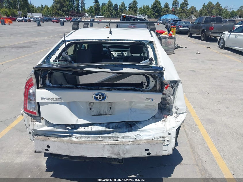 2015 Toyota Prius VIN JTDKN3DU0F0414056 IAAI salvage auction — REAR END, Salvage Title, sold $1,300 on 2026-07-29 (photo 6)