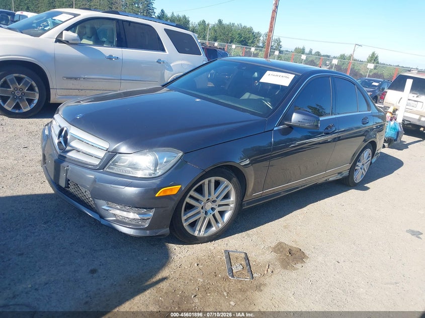 2013 Mercedes-benz C-klasse VIN WDDGF4HB0DR273781 IAAI salvage auction — NORMAL WEAR, Wait Title, sold $350 on 2026-08-12 (photo 2)