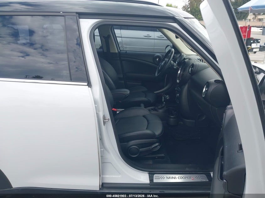 2016 Mini Countryman VIN WMWZC3C52GWT07892 IAAI salvage auction — NORMAL WEAR, Clear - Dealer Only (California), sold $1,650 on 2026-07-29 (photo 5)