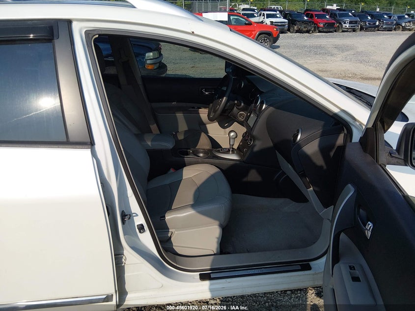 2012 Nissan Rogue VIN JN8AS5MV0CW409932 IAAI salvage auction — NORMAL WEAR, Salvage Title, sold $400 on 2026-07-29 (photo 5)