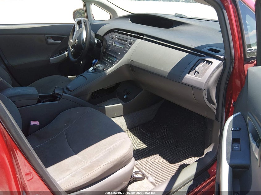2010 Toyota Prius VIN JTDKN3DU1A0126992 IAAI salvage auction — NORMAL WEAR, Clear-Dealer Only (North Carolina), sold $500 on 2026-07-28 (photo 5)