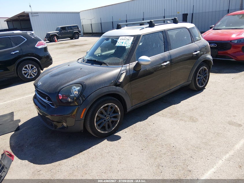 2016 Mini Countryman VIN WMWZC3C55GWT10978 IAAI salvage auction — REAR END, Salvage Title, sold $1,950 on 2026-08-06 (photo 2)