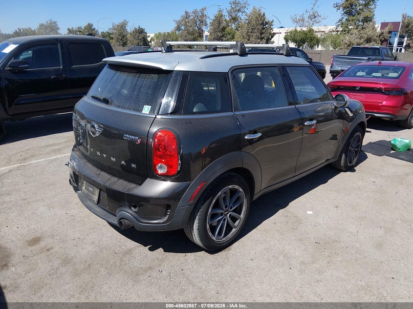 2016 Mini Countryman VIN WMWZC3C55GWT10978 IAAI salvage auction — REAR END, Salvage Title, sold $1,950 on 2026-08-06 (photo 4)