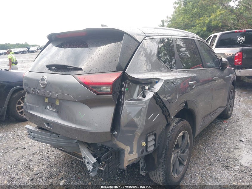 2025 Nissan Rogue VIN JN8BT3BA8SW345482 IAAI salvage auction — REAR END, Salvage (Georgia), sold $7,200 on 2026-08-22 (photo 4)