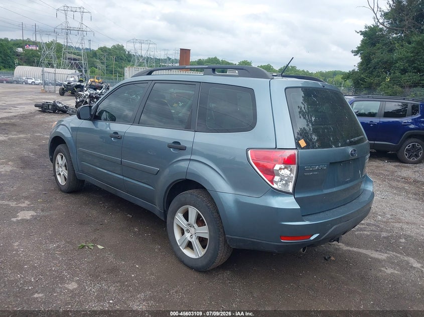2010 Subaru Forester VIN JF2SH6BC0AH774359 IAAI salvage auction — NORMAL WEAR, Clear (Pennsylvania), sold $525 on 2026-07-24 (photo 3)