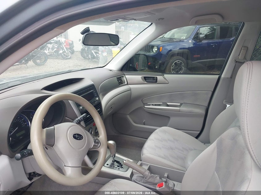 2010 Subaru Forester VIN JF2SH6BC0AH774359 IAAI salvage auction — NORMAL WEAR, Clear (Pennsylvania), sold $525 on 2026-07-24 (photo 5)