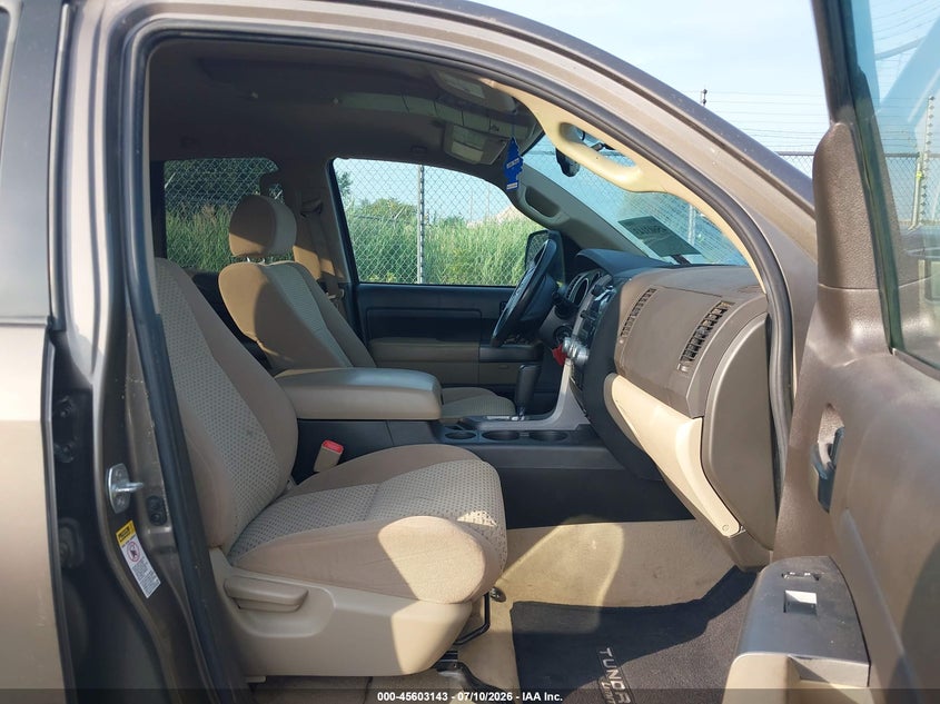 2011 Toyota Tundra VIN 5TFUM5F11BX024787 IAAI salvage auction — LEFT SIDE, Clear (Illinois), sold $2,850 on 2026-07-29 (photo 5)
