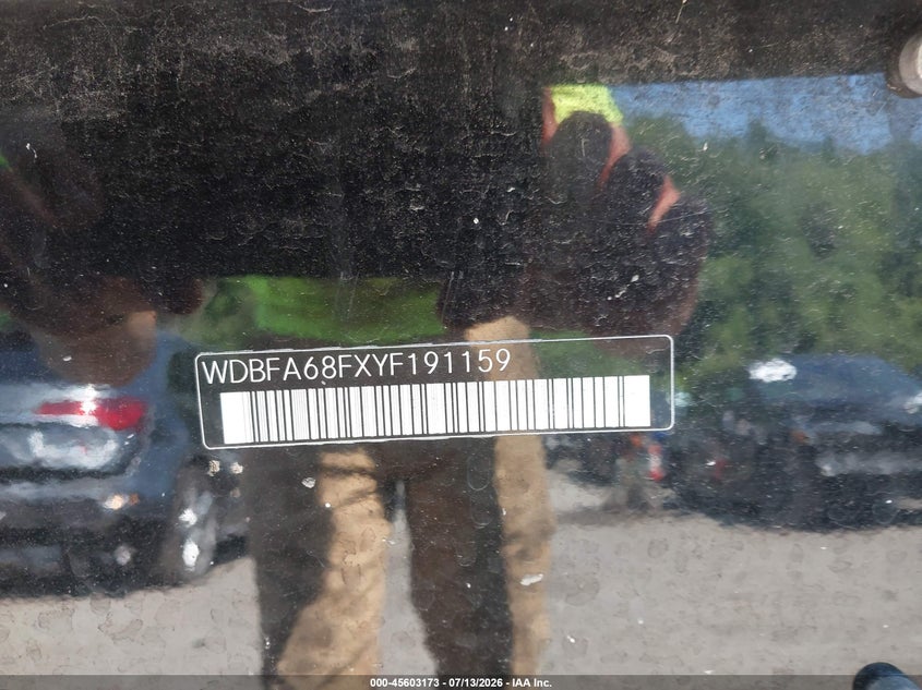 2000 Mercedes-benz Sl-klasse VIN WDBFA68FXYF191159 IAAI salvage auction — FRONT END, Clear (Massachusetts), sold $8,300 on 2026-07-17 (photo 9)