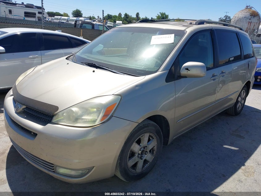 2004 Toyota Sienna VIN 5TDZA22C64S012602 IAAI salvage auction — NORMAL WEAR, Clear - Dealer Only (California), sold $500 on 2026-07-18 (photo 2)