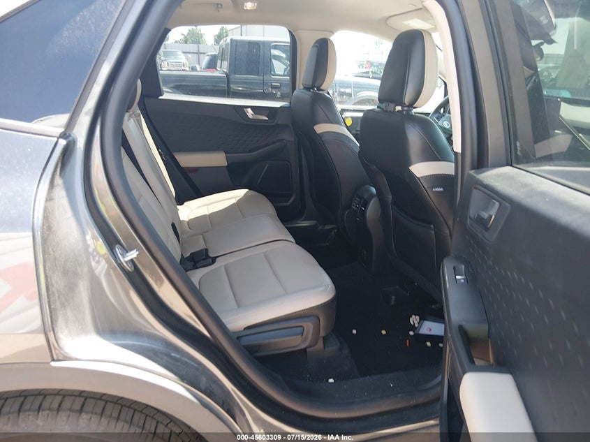 2020 Ford Escape VIN 1FMCU9H64LUA82550 IAAI salvage auction — FRONT & REAR, Salvage Title, sold $2,850 on 2026-08-22 (photo 8)