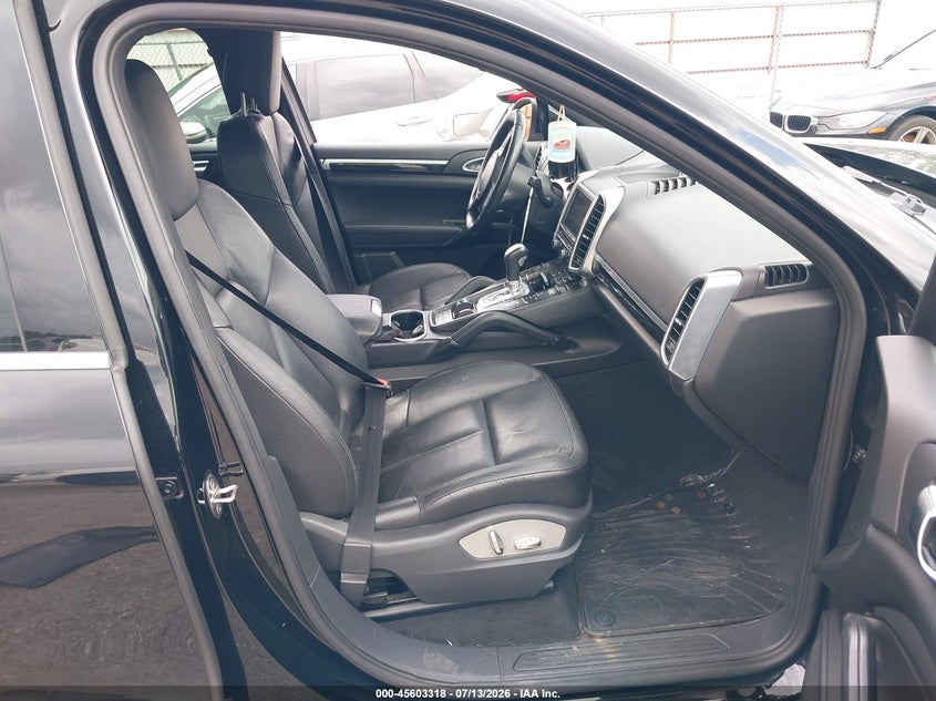 2012 Porsche Cayenne VIN WP1AA2A25CLA09680 IAAI salvage auction — FRONT END, Salvage (Georgia), sold $1,300 on 2026-08-12 (photo 5)