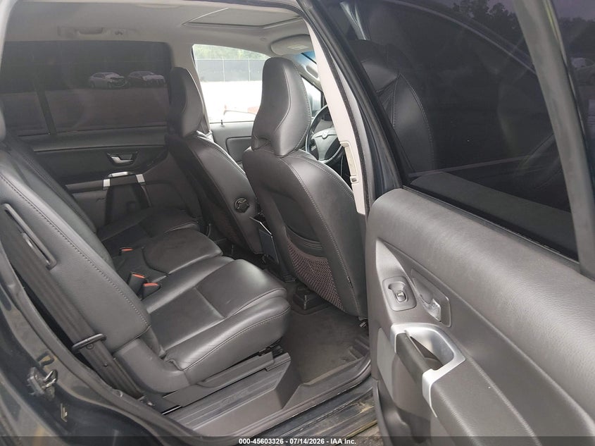 2013 Volvo Xc90 VIN YV4952CY3D1668460 IAAI salvage auction — NORMAL WEAR, Clear (South Carolina), sold $800 on 2026-07-22 (photo 8)