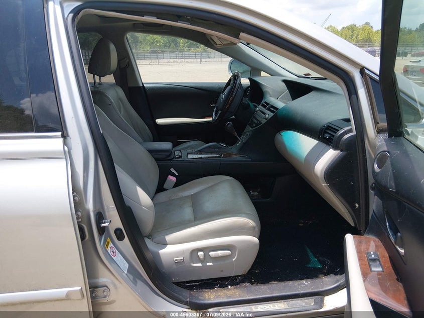 2012 Lexus VIN JTJBC1BA9C2432684 IAAI salvage auction — NORMAL WEAR, Clear (Tennessee), sold $2,925 on 2026-07-29 (photo 5)