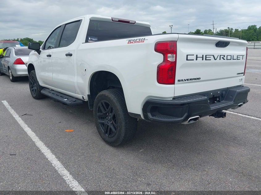 2023 Chevrolet Silverado VIN 3GCUDCED6PG279835 IAAI salvage auction — RIGHT FRONT, Salvage (Louisiana), sold $15,000 on 2026-07-31 (photo 3)