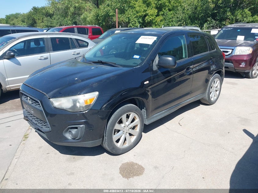 2015 Mitsubishi Outlander VIN 4A4AP3AU3FE025501 IAAI salvage auction — NORMAL WEAR, Original (Texas), sold $500 on 2026-07-27 (photo 2)