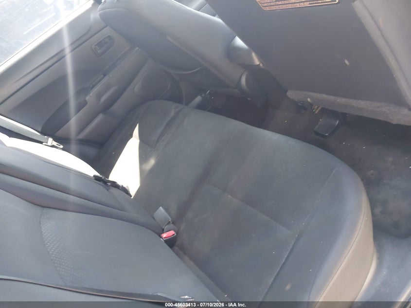 2015 Mitsubishi Outlander VIN 4A4AP3AU3FE025501 IAAI salvage auction — NORMAL WEAR, Original (Texas), sold $500 on 2026-07-27 (photo 8)