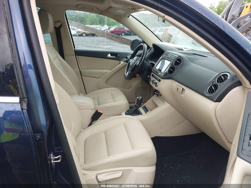 2013 Volkswagen Tiguan VIN WVGBV7AX2DW510007 IAAI salvage auction — NORMAL WEAR, Clear (New Jersey), sold $750 on 2026-07-29 (photo 5)
