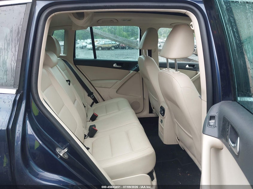 2013 Volkswagen Tiguan VIN WVGBV7AX2DW510007 IAAI salvage auction — NORMAL WEAR, Clear (New Jersey), sold $750 on 2026-07-29 (photo 8)