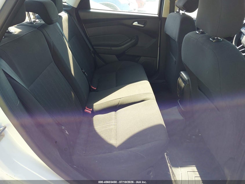 2015 Ford Focus VIN 1FADP3F25FL345903 IAAI salvage auction — NORMAL WEAR, Clear (North Carolina), sold $300 on 2026-07-18 (photo 8)