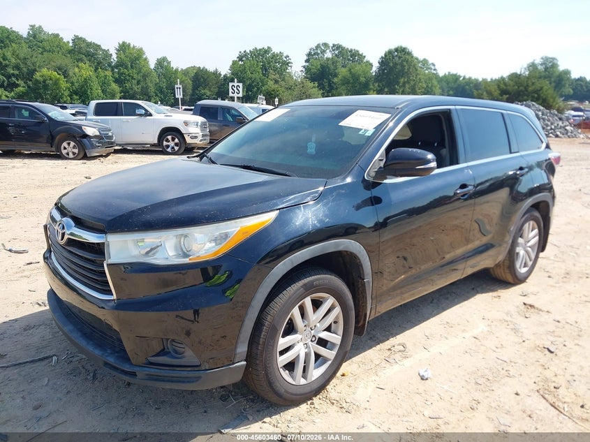 2014 Toyota Highlander VIN 5TDBKRFH3ES046821 IAAI salvage auction — NORMAL WEAR, Salvage Title, sold $6,500 on 2026-08-01 (photo 2)