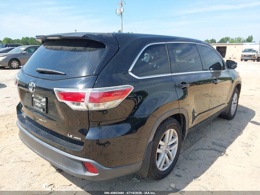2014 Toyota Highlander VIN 5TDBKRFH3ES046821 IAAI salvage auction — NORMAL WEAR, Salvage Title, sold $6,500 on 2026-08-01 (photo 4)