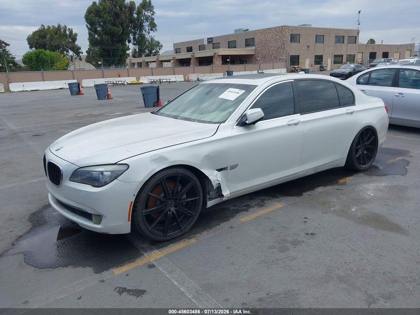 2009 BMW 7 series VIN WBAKB83519CY58773 IAAI salvage auction — NORMAL WEAR, Salvage (California), sold $125 on 2026-07-29 (photo 2)