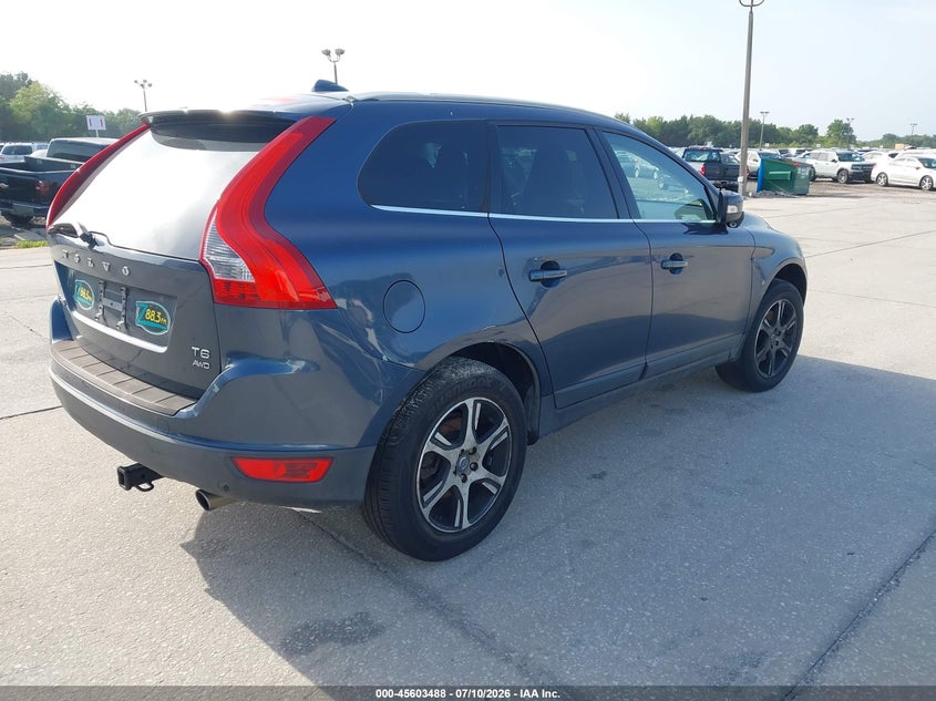 2011 Volvo Xc60 VIN YV4902DZ8B2216792 IAAI salvage auction — LEFT SIDE, Clear (Florida), sold $625 on 2026-07-29 (photo 4)