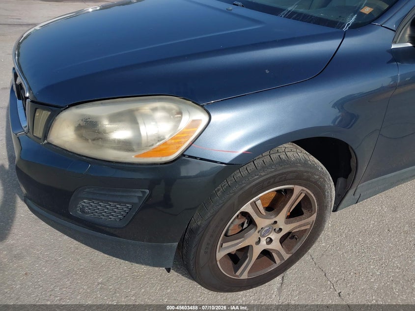 2011 Volvo Xc60 VIN YV4902DZ8B2216792 IAAI salvage auction — LEFT SIDE, Clear (Florida), sold $625 on 2026-07-29 (photo 6)